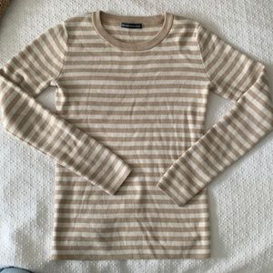Brandy Melville long sleeve shirt